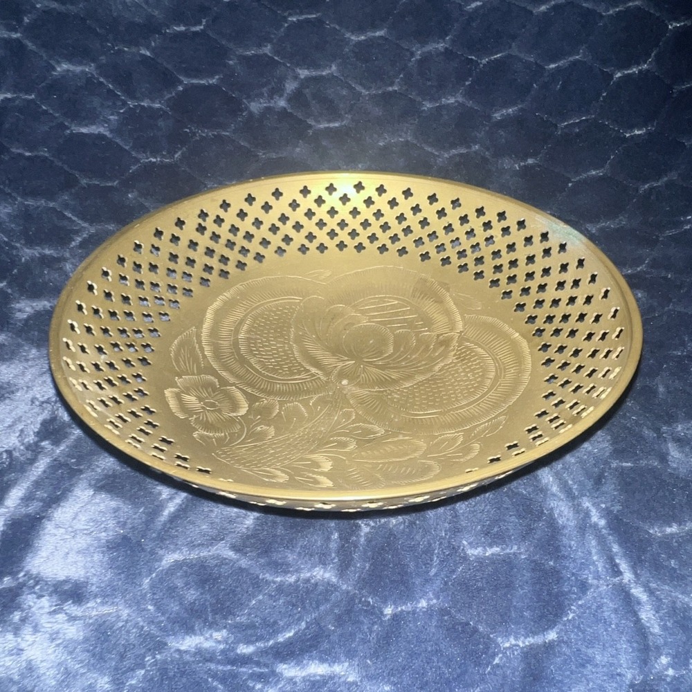 Vintage Brass Floral Etched Bowl Unbranded Gold Good Perforated Lattice Decor